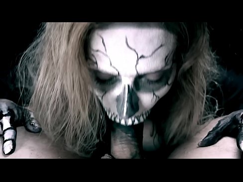 ❤️ Demon nga babaye nga nagsuso sa manok uban sa iyang itom nga baba ug gilamoy cum. ️ Porno sa amon ceb.porno-flix.ru ❌️
